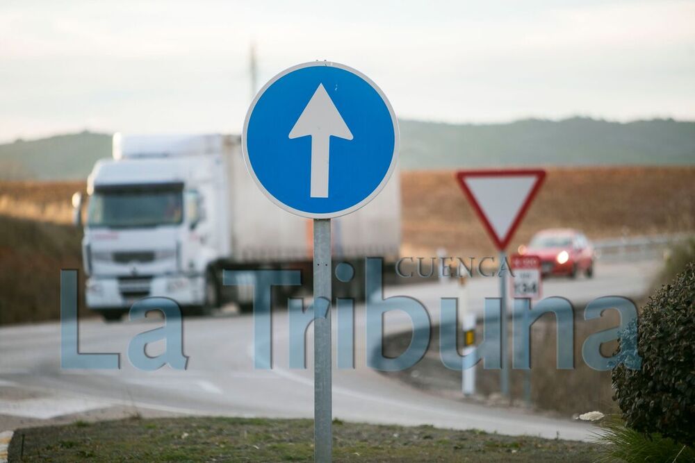 Investigan al conductor de un camión por carecer de carnet