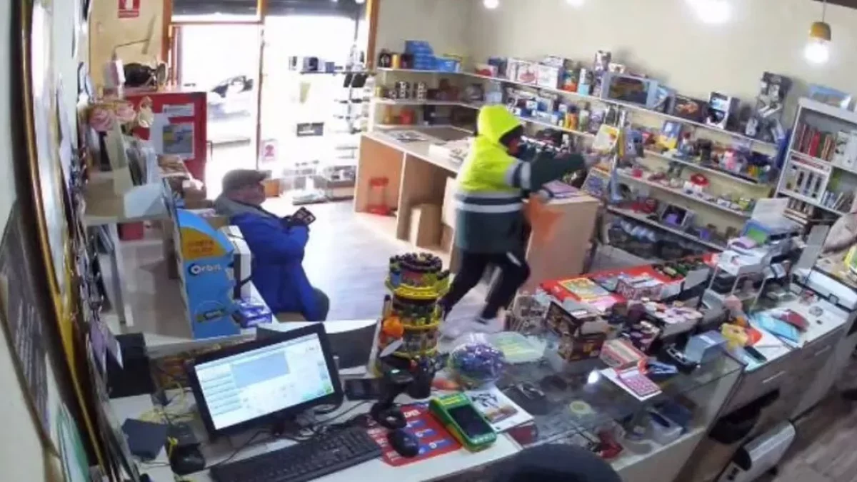 Vinculan los asaltos a estancos con los coches quemados en el Urgell
