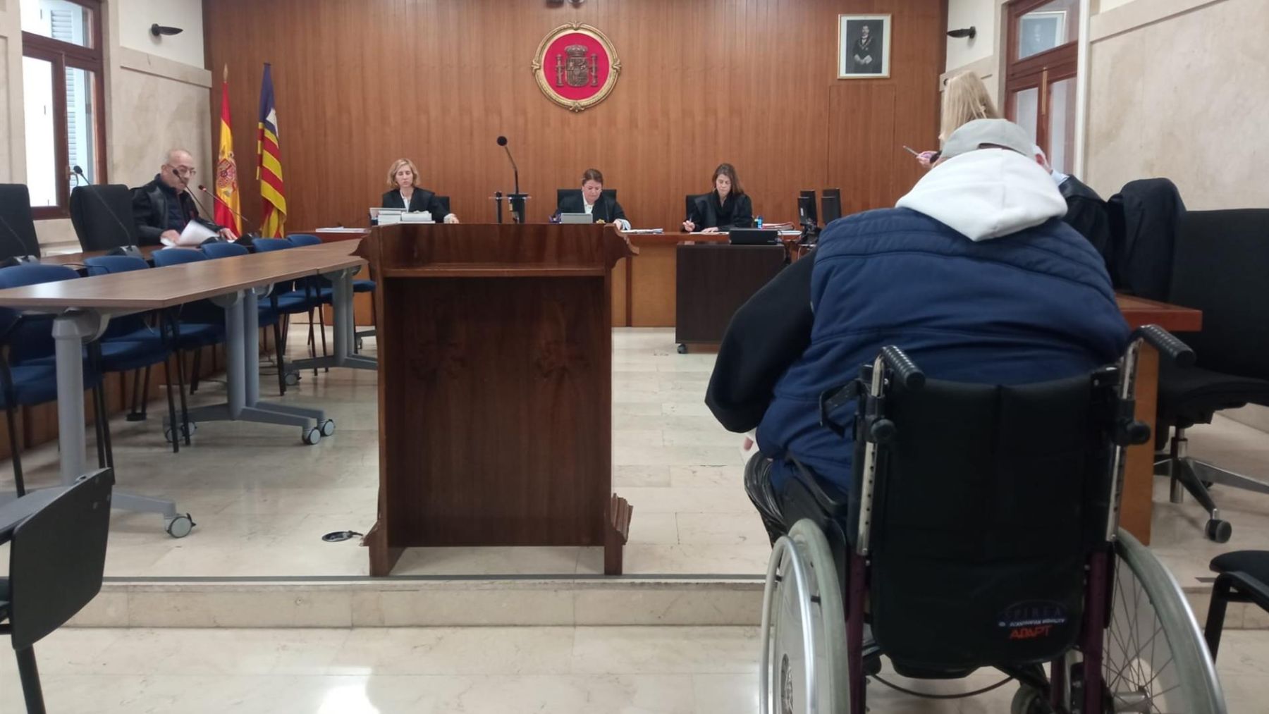 Una joven acusa a su padre de violarla durante ocho años en Mallorca: «Me abría las piernas y me penetraba»