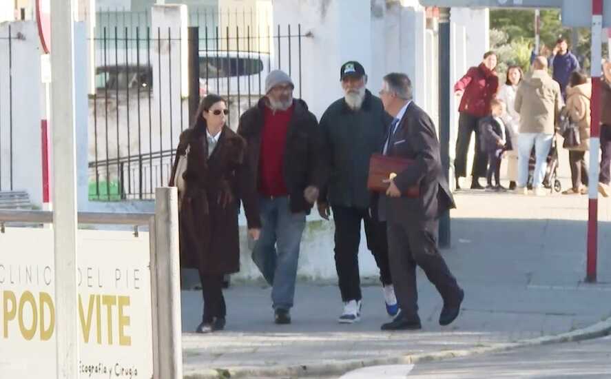 El menor de los hermanos detenidos  en Hornachos, Julián, confiesa el asesinato de Francisca Cadenas