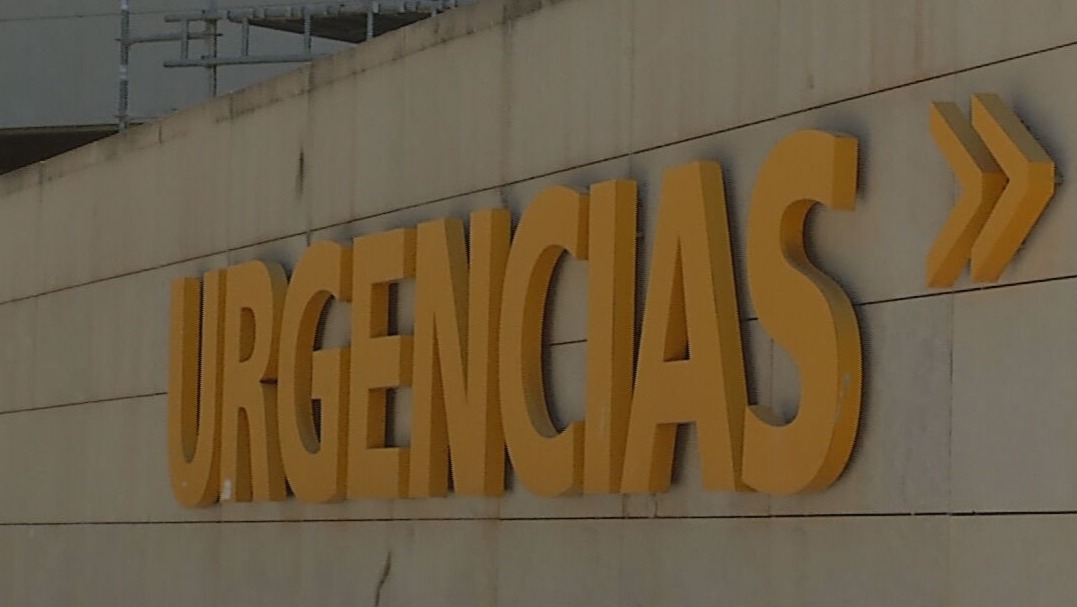Nueve atendidos, entre ellos dos menores, tras el incendio de una vivienda en el barrio murciano Infante Don Juan Manuel