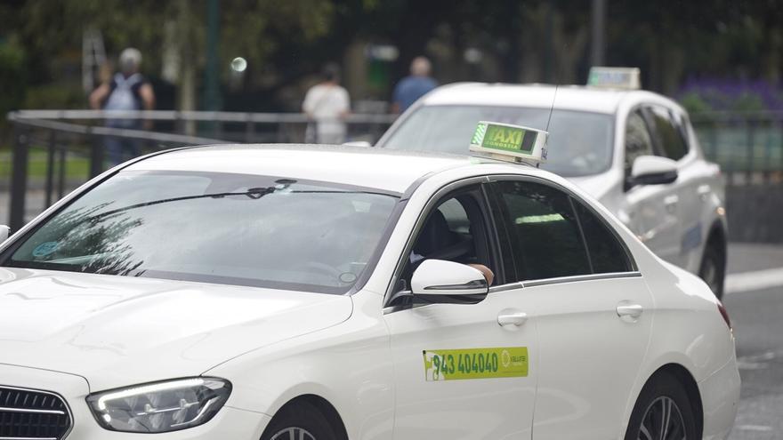 Más taxis para ir a sidrerías: Radio Taxi Donosti refuerza la movilidad en el 'txotx'