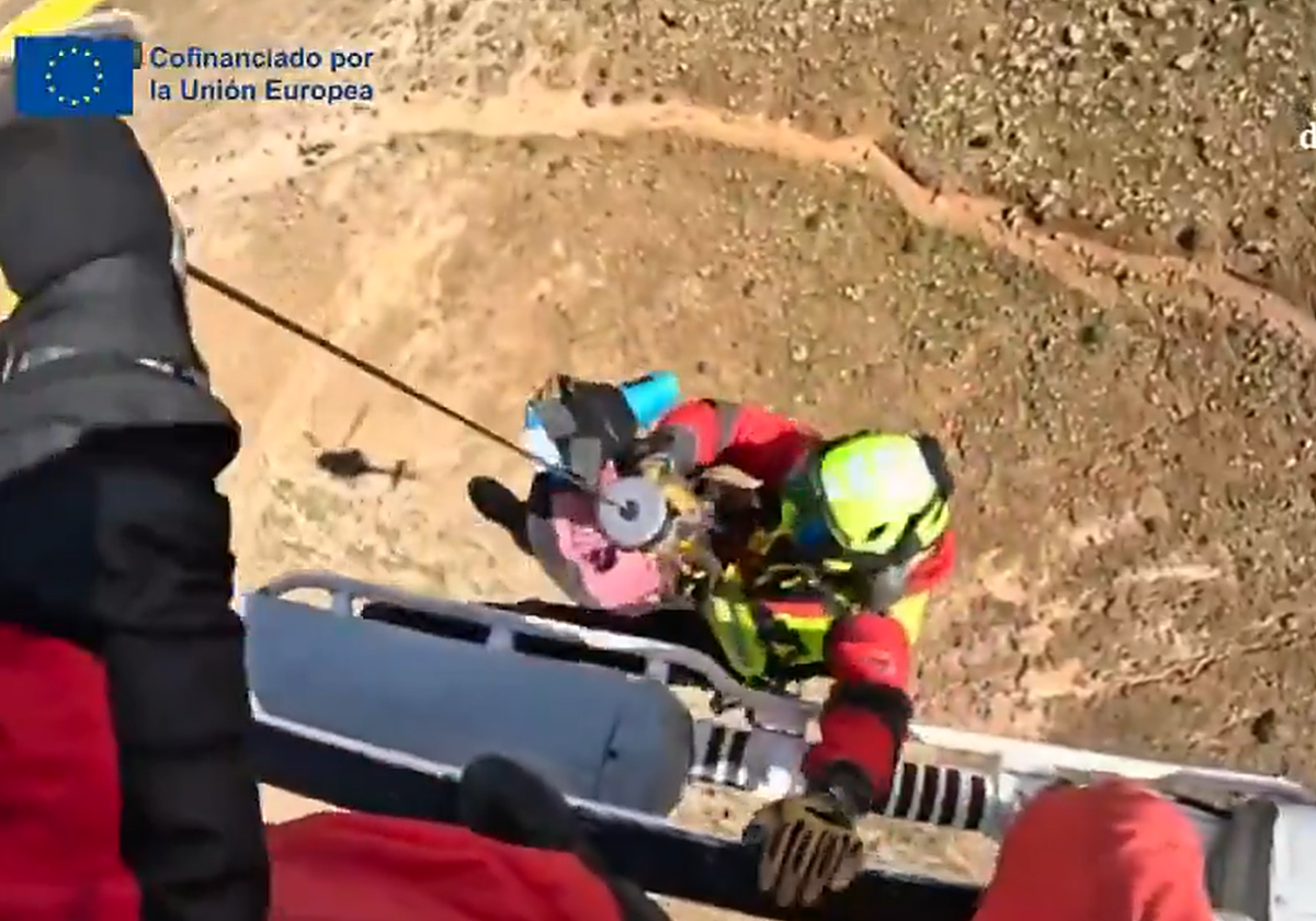 Una senderista es evacuada en helicóptero tras sufrir una caída en Caldera Blanca