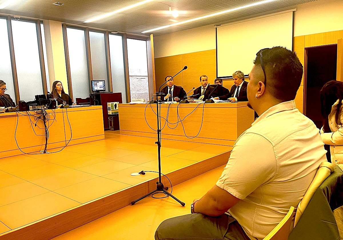 Testigo protegida declara en juicio por trata de seres humanos: «Viví bajo amenaza y presión, con humillaciones»