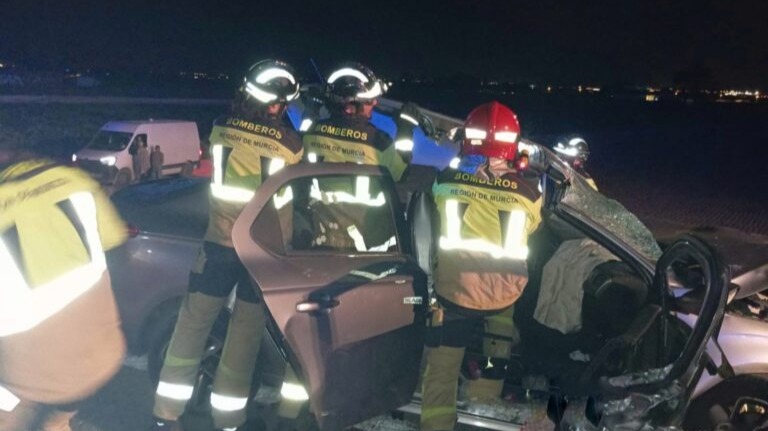 Fallece un hombre de 40 años en un choque frontal en la RM-11 a la altura de Lorca