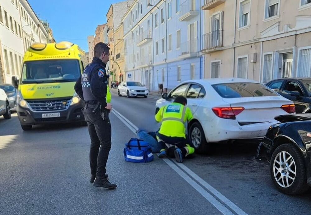 Tres vehículos chocan en la avenida República Argentina, causando caos en el tráfico