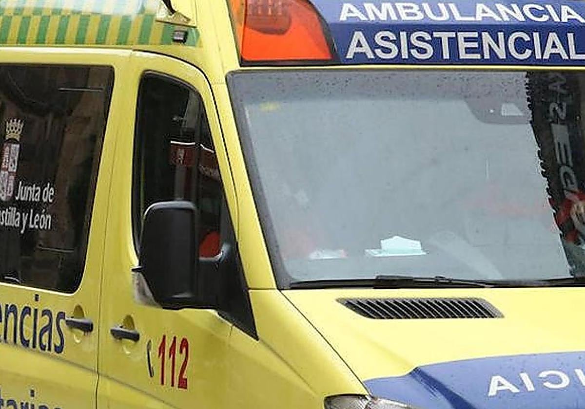 Heridos al colisionar dos camiones y derramarse combustible en una carretera de Burgos