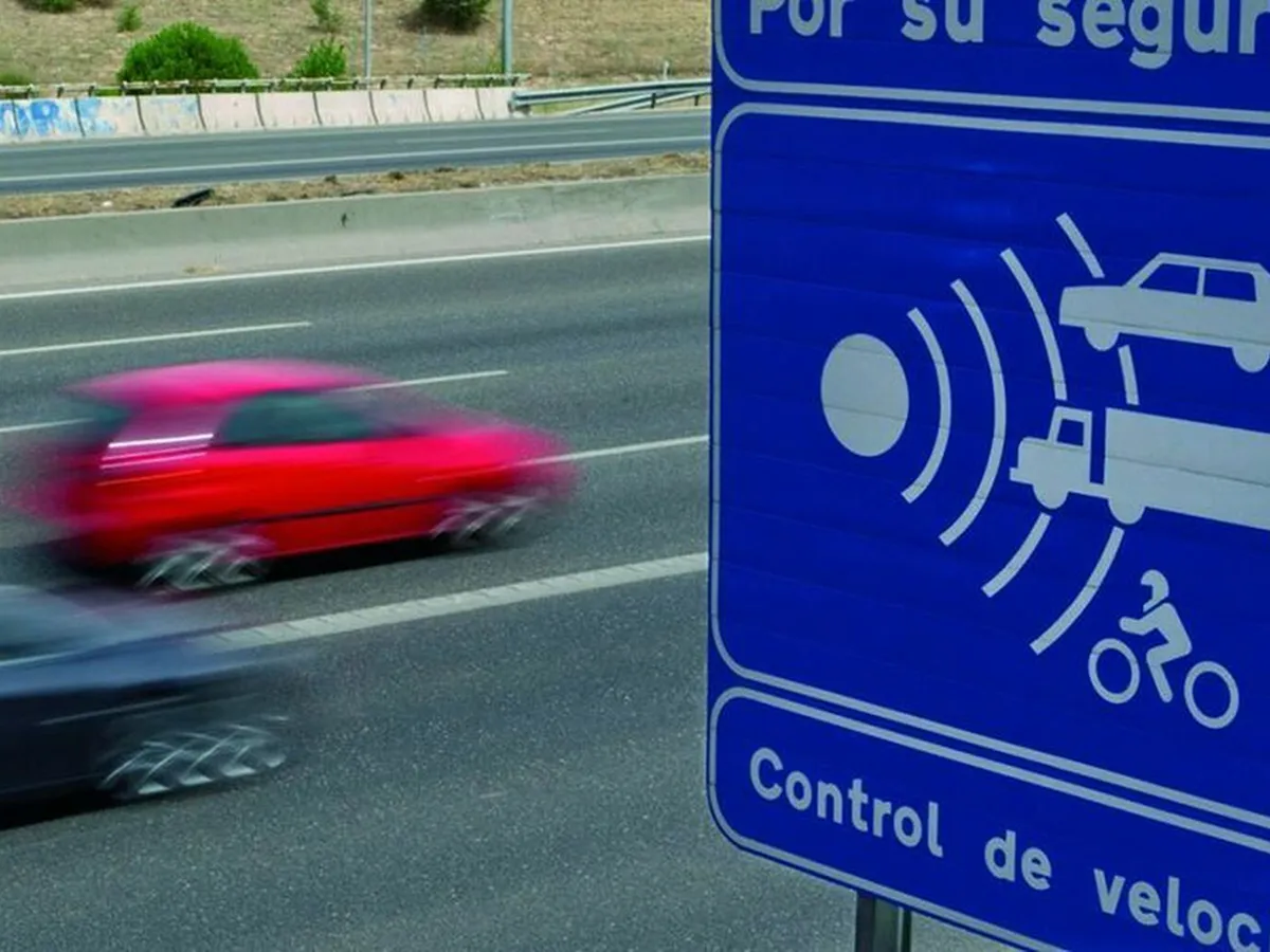 ¡Detenido por circular a 231 km/h en una vía limitada a 120 km/h en Cuenca!