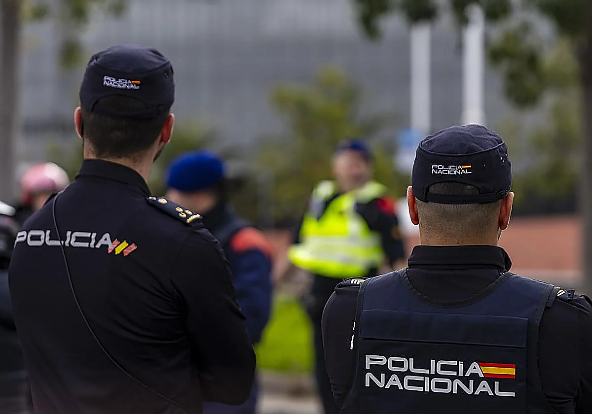La Policía Nacional detiene a dos hombres en Gran Canaria por agresión sexual, prostitución y corrupción de menores