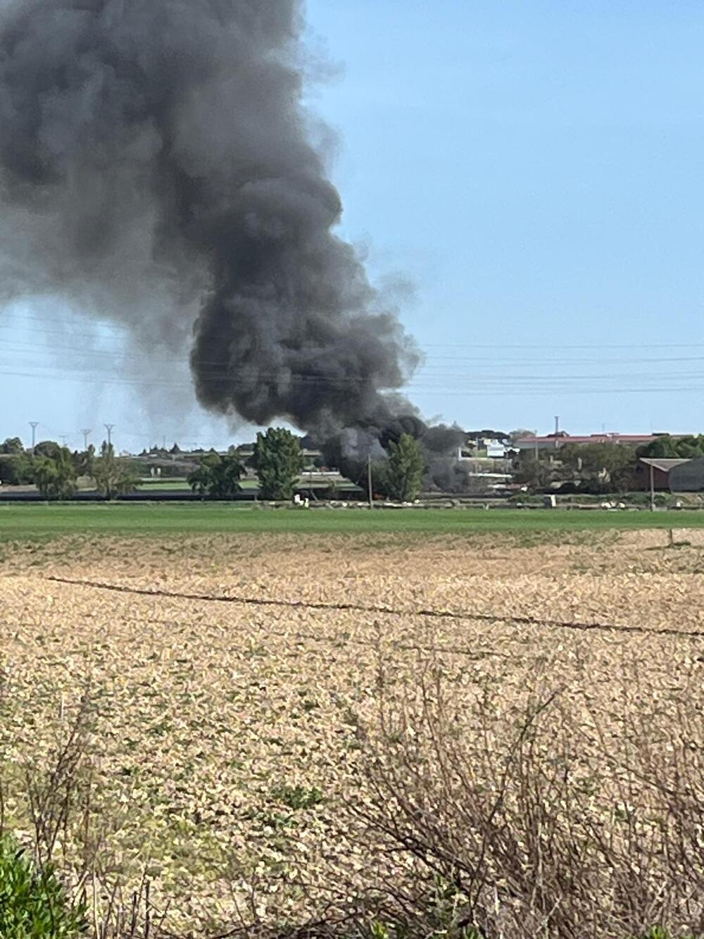 Controlado el incendio junto a la urbanización La Corala