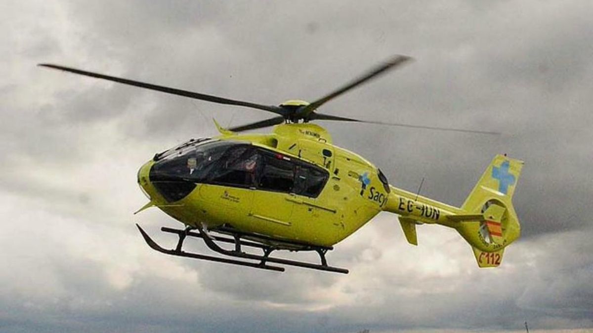 Uno de los helicópteros de emergencias de Castilla y León.