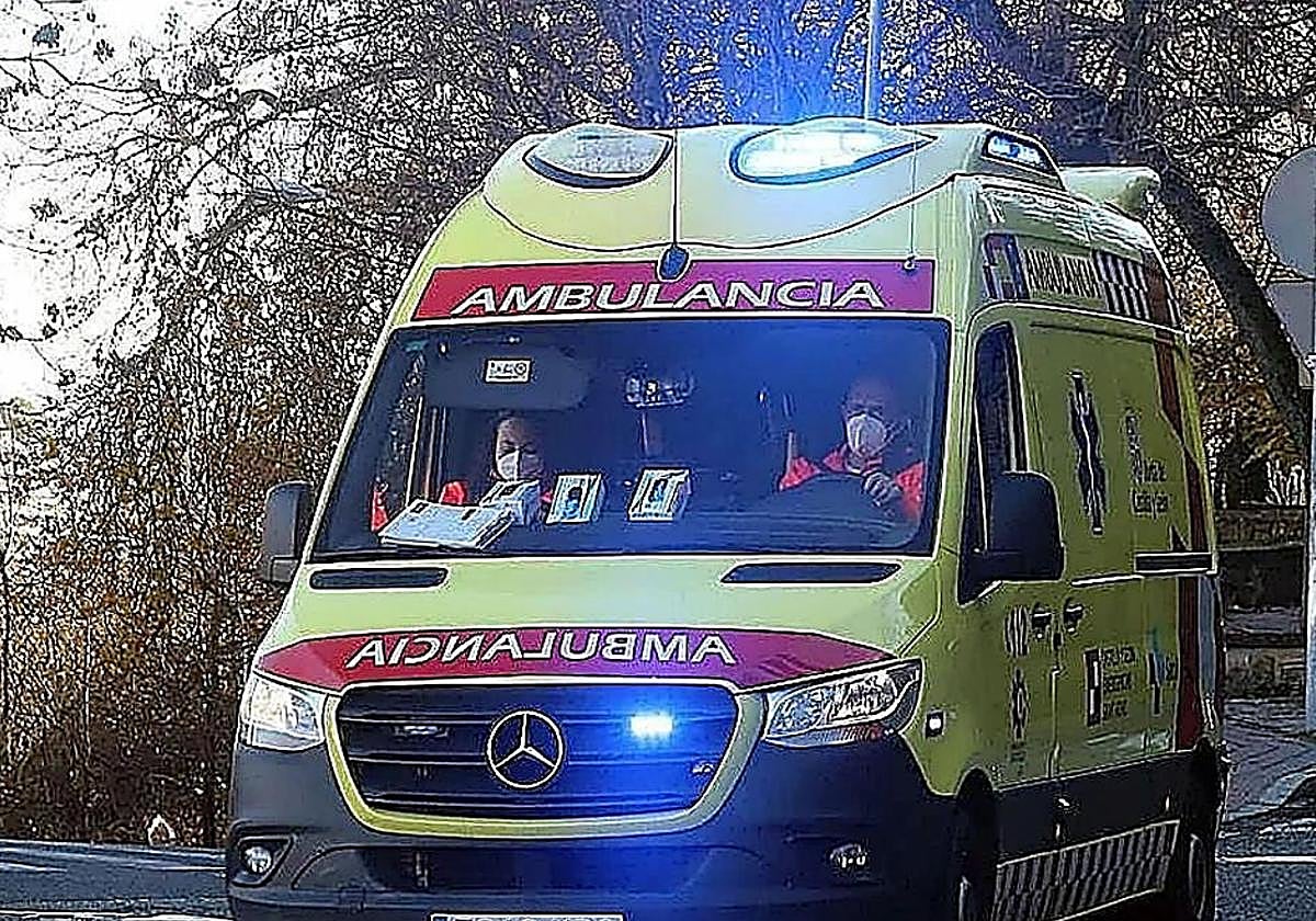 Ciclista resulta herido en colisión con turismo cerca del polígono industrial de Villalonquéjar