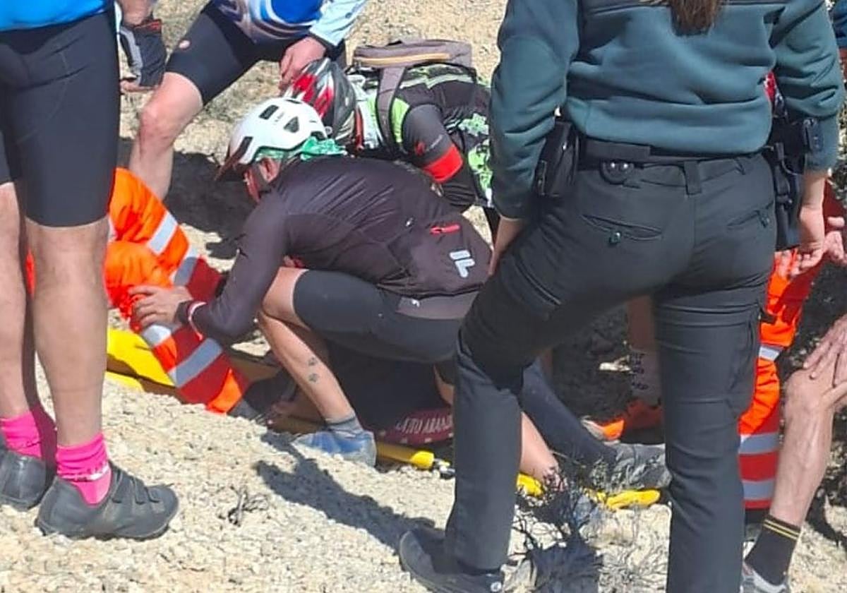 Denuncian que la asistencia sanitaria a un ciclista accidentado en un pueblo de Burgos tardó más de dos horas
