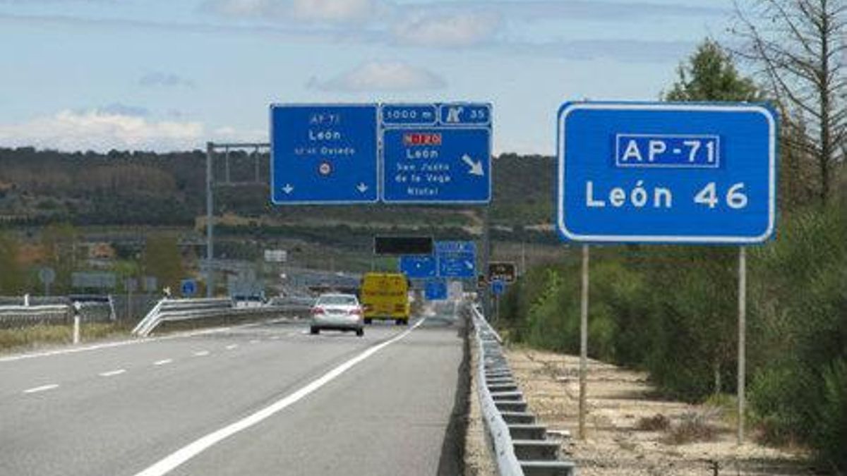 Colisión múltiple en la autopista León-Astorga deja cuatro heridos y moviliza a cinco ambulancias