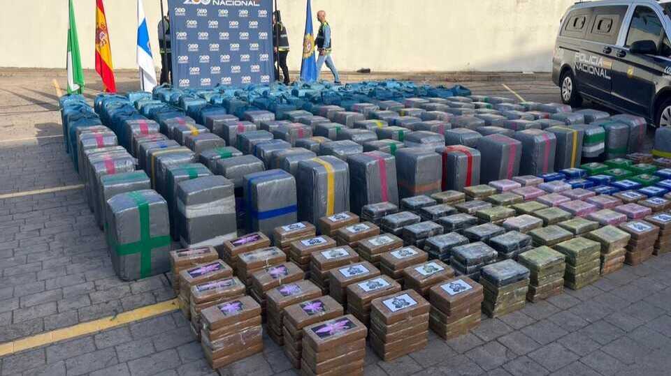 Histórico golpe al narcotráfico: intervienen 5.000 kilos de cocaína en el mayor alijo en las costas de Huelva