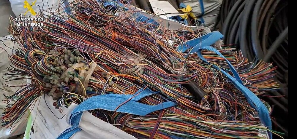 Detienen a un albacetense por robar 13 toneladas de cable