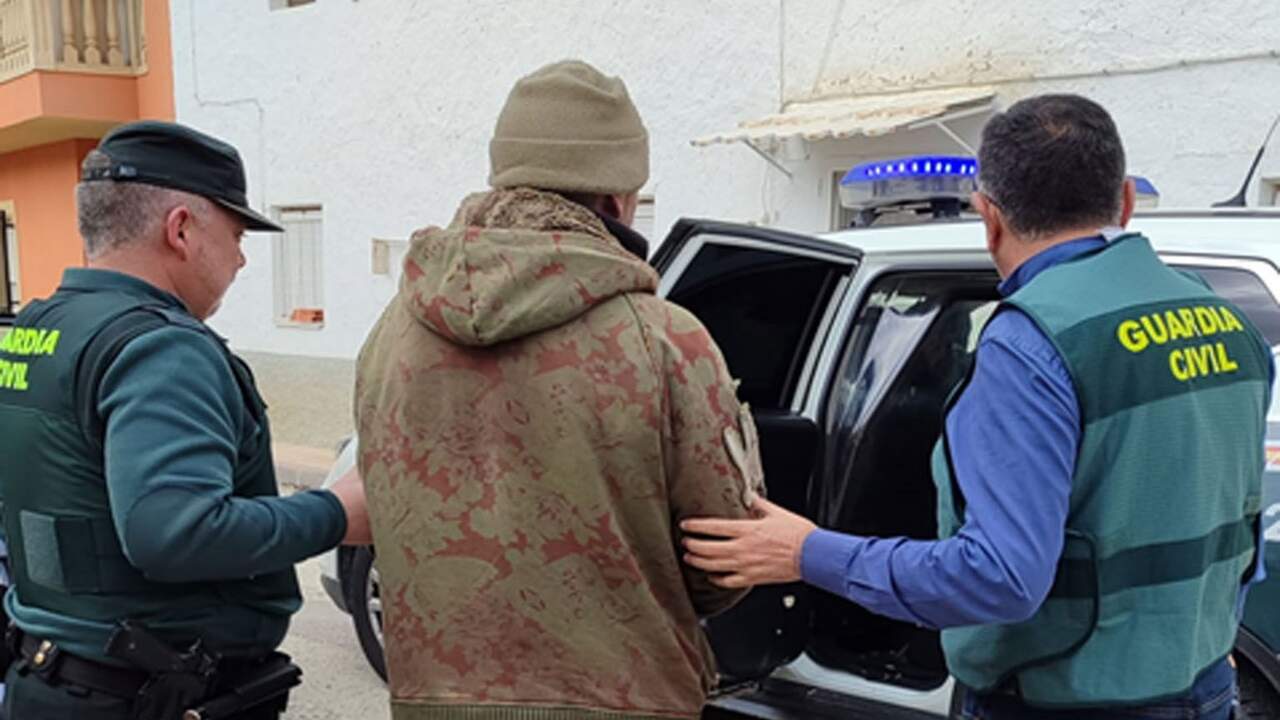 Detenidos dos hombres por robar en fincas agrícolas de Caravaca