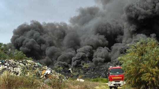 Logran extinguir el incendio en el paraje Montehigo de Almonte