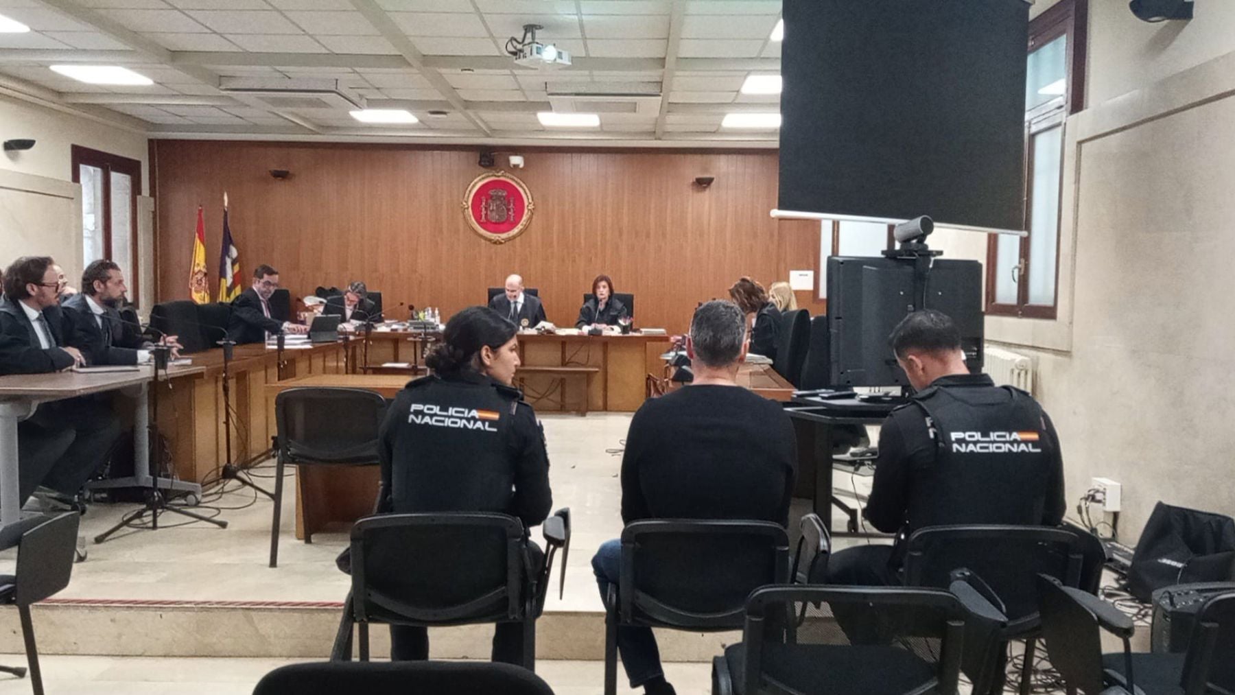 La estafa sobre ruedas: a prisión el ‘rey’ del alquiler de coches de Mallorca por vender 3.500 vehículos que no eran suyos