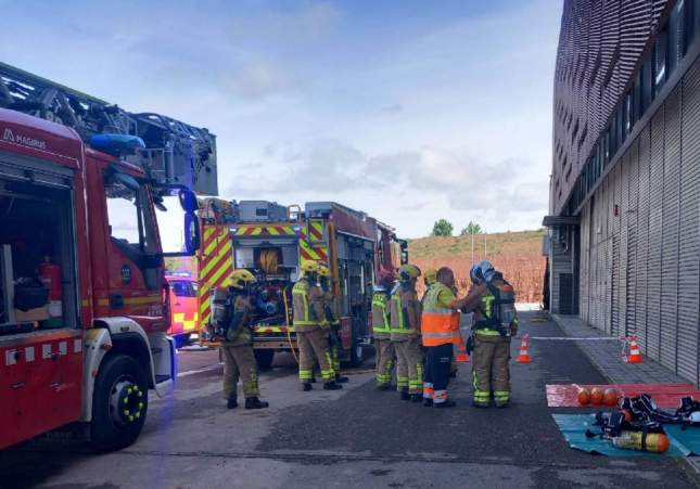 Explosión en laboratorio de química en Manresa deja dos personas heridas