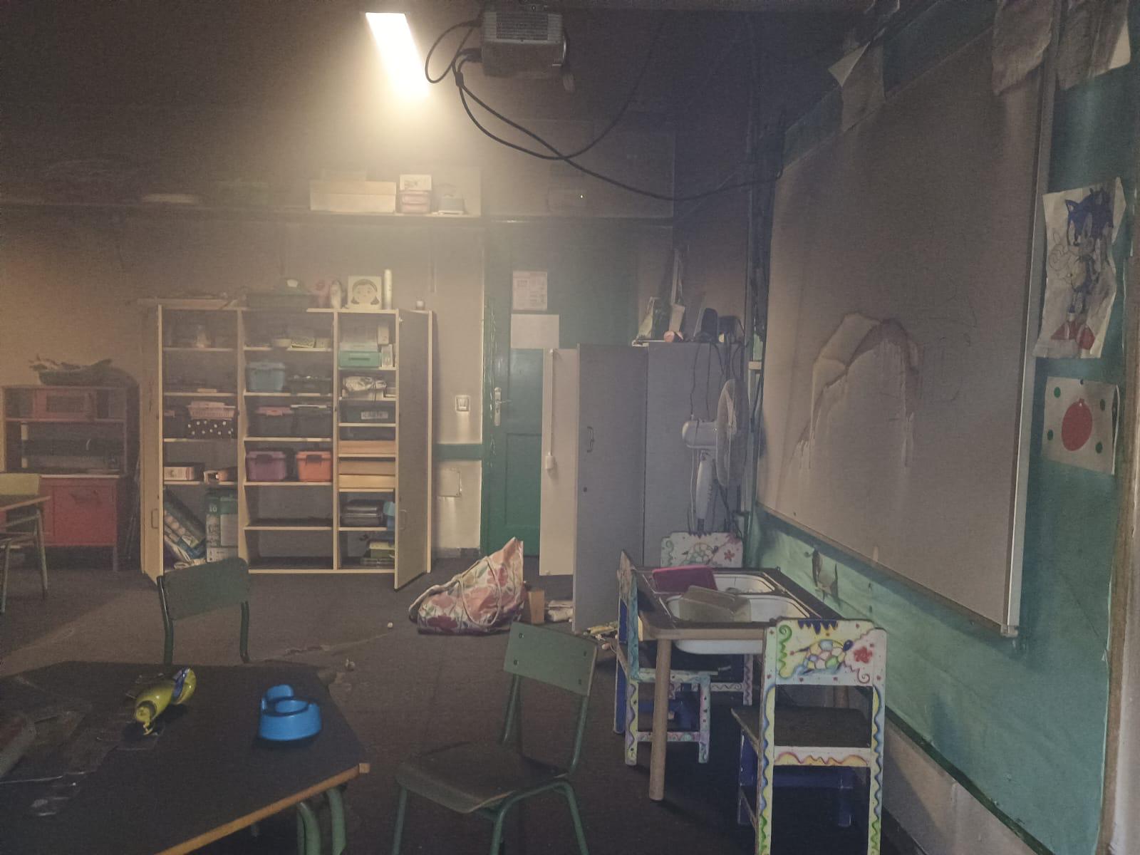 Incendian varias aulas de un colegio de Lanzarote
