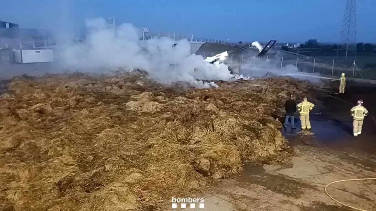 Incendio en industria de Vallfogona de Balaguer moviliza a seis dotaciones de Bomberos