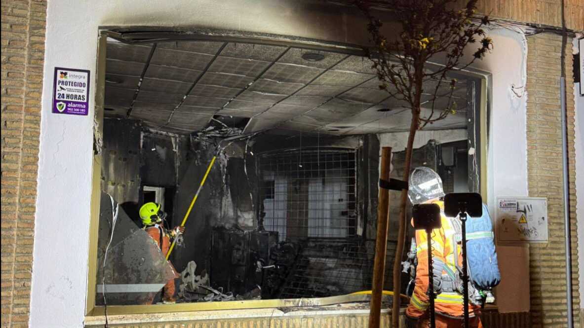 Susto en Ayamonte por un incendio en un local esta madrugada