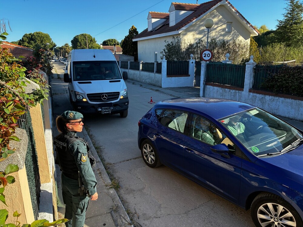 Diez horas de inspección al sótano del chalet de Traspinedo