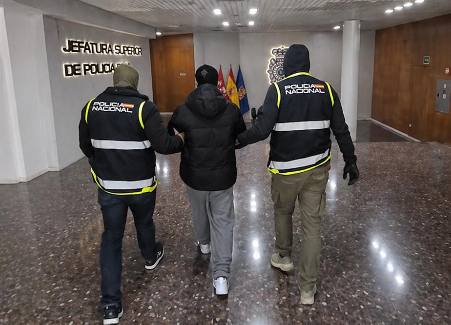 Detenidos por esconder droga en un juguete