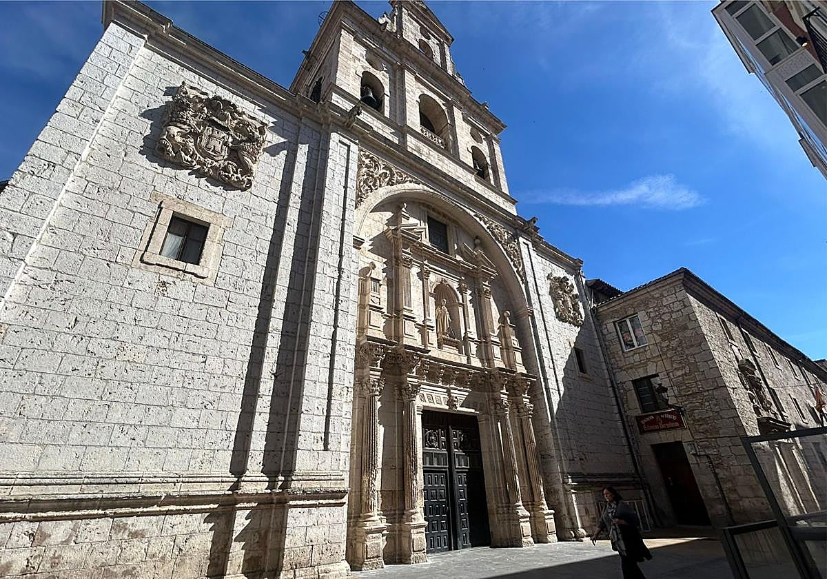 Condenan a una mujer por tratar de prender fuego a una iglesia de Burgos en mitad de una misa