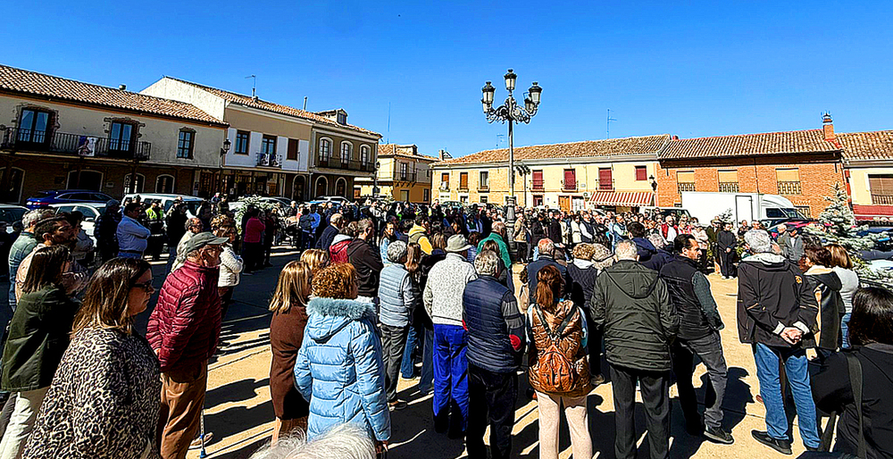 Mayorga sale a la calle por una «oleada» de robos en viviendas