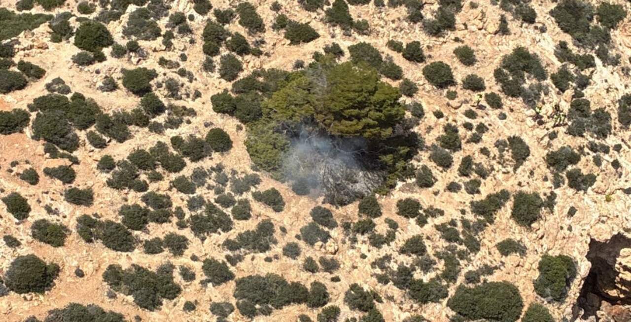Extinguido un conato de incendio forestal en una zona junto a La Algameca, en Cartagena