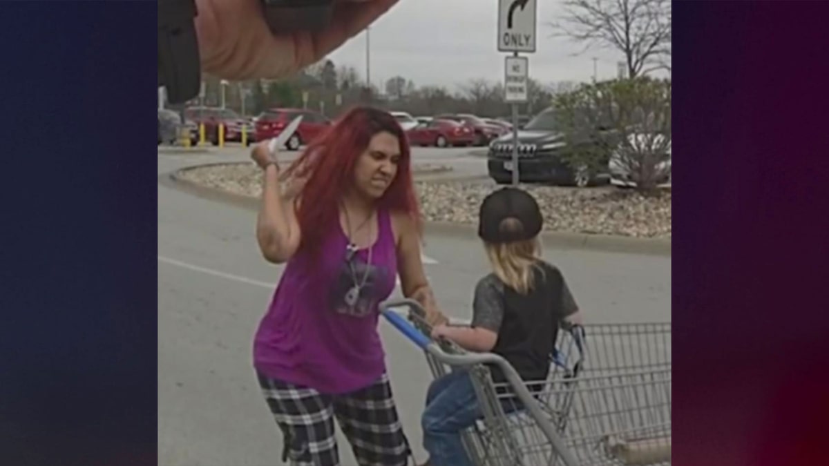 Tragedia en Omaha: Mujer es abatida por la policía tras intentar secuestrar a un niño y herirlo con un cuchillo en Walmart