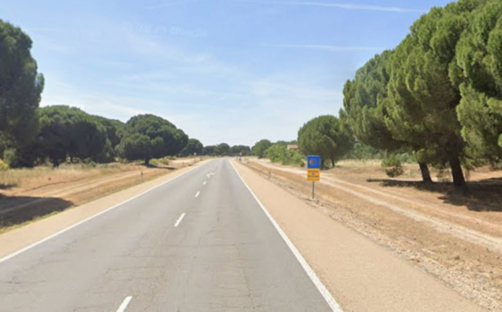 Tres heridos en colisión entre dos turismos en Hornillos de Eresma (Valladolid)