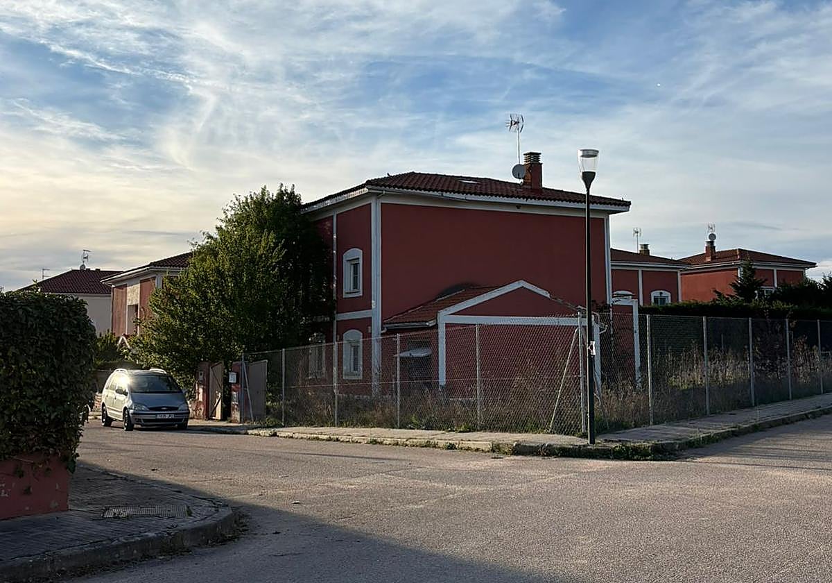 Los vecinos de un pueblo de Burgos, unidos contra diez personas que han okupado una casa: «Causan miedo e inseguridad»