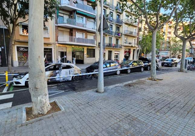 incendis carrer de la indústria barcelona (1)