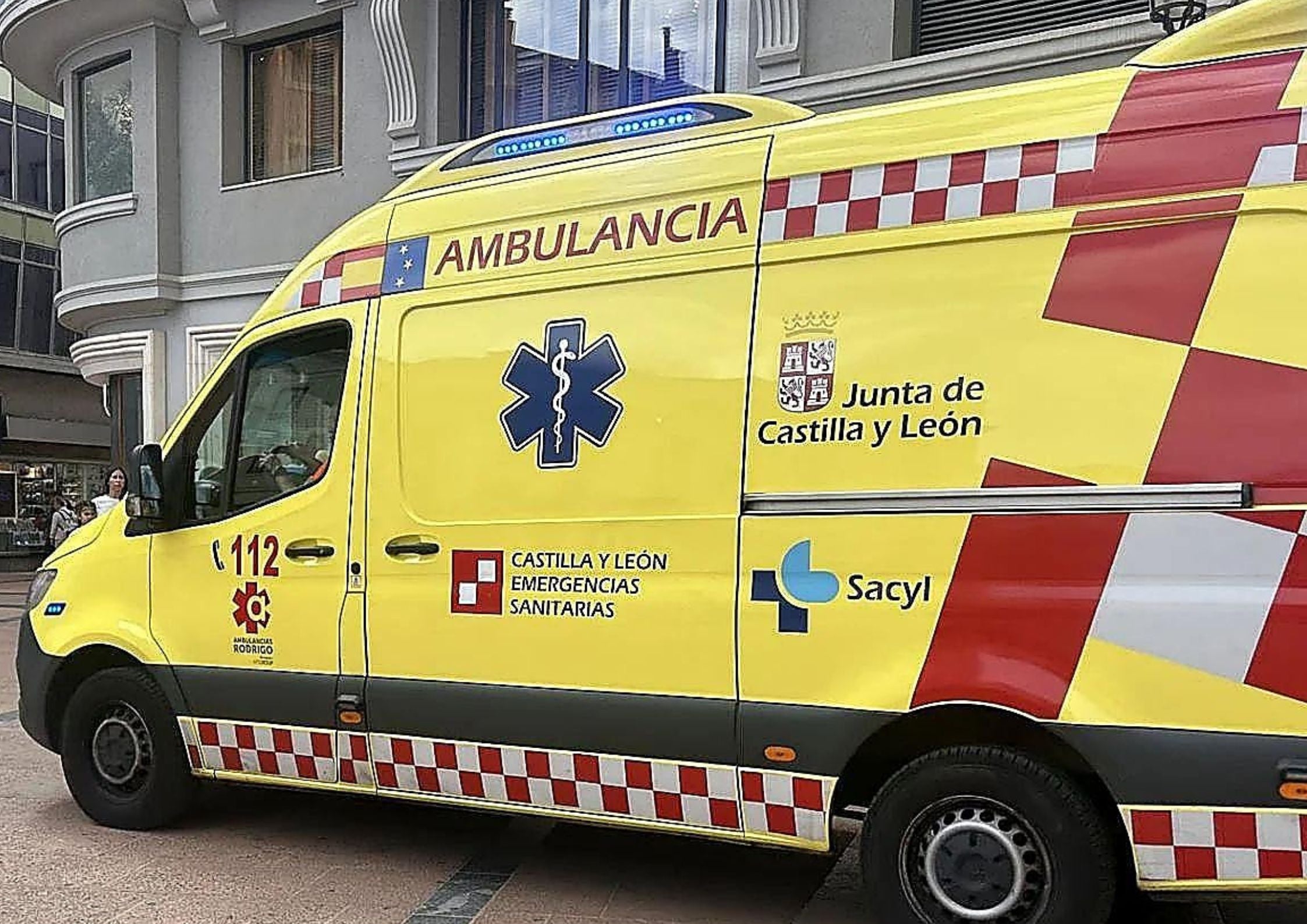 Accidente múltiple en Burgos deja a una mujer herida: tres turismos implicados