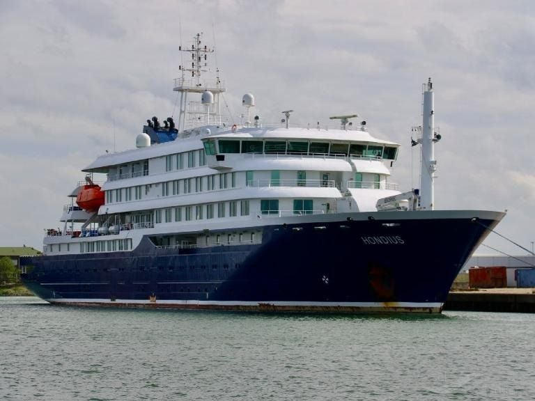 Tres muertos por un brote de hantavirus en un crucero con destino Canarias