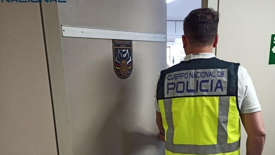 Detenido por maltratar a sus hijos después de que uno pidiera ayuda en el colegio