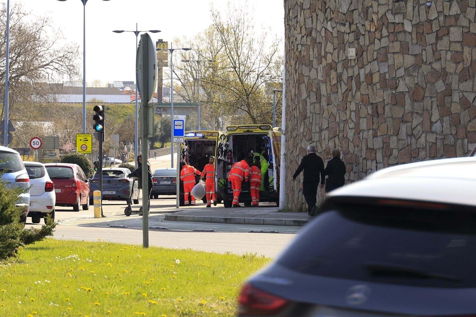 Atropello en Salamanca deja a un peatón herido: accidente de tráfico en calle Teso de la Feria.