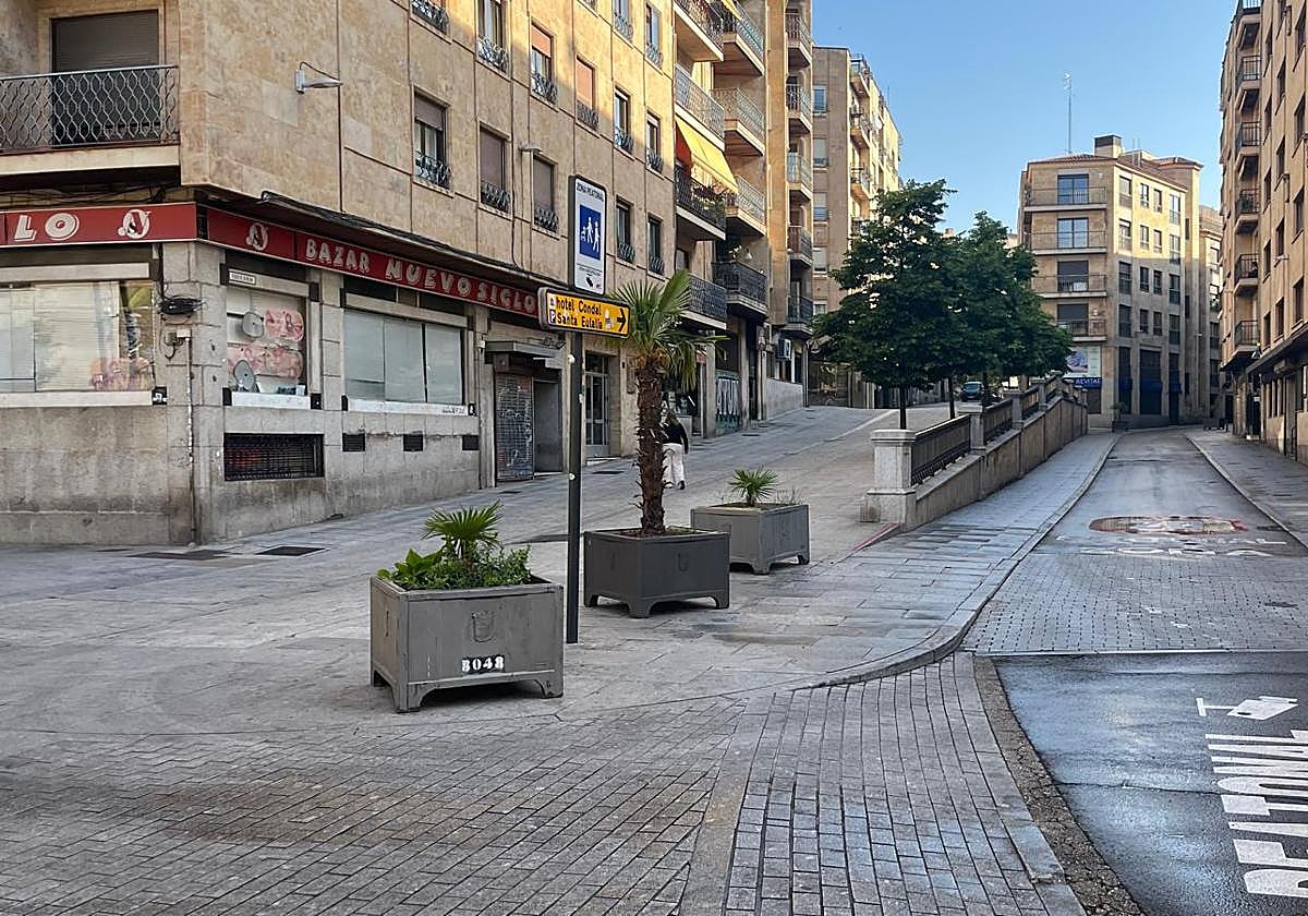 Una discoteca del centro de Salamanca, desalojada por un incendio de madrugada