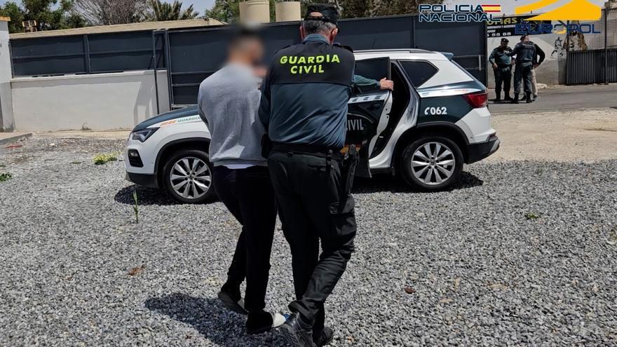 Nueve detenidos en Almería por favorecer a mafias de migración irregular y narcotráfico entre Argelia y el Estado español