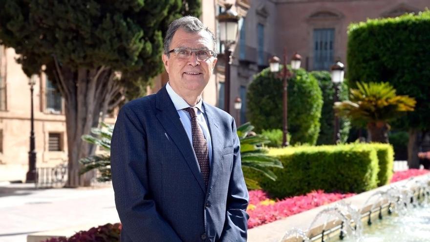 Muere el alcalde de Murcia, José Ballesta, a los 67 años