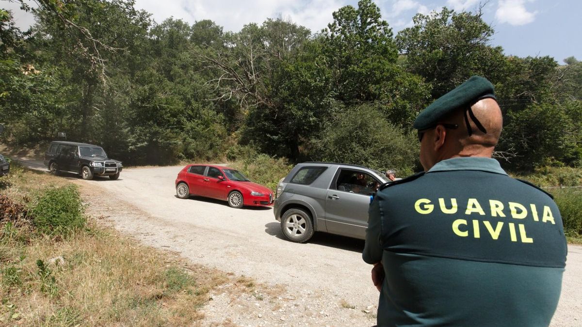 La Guardia Civil en una intervención en El Bierzo, imagen de archivo.
