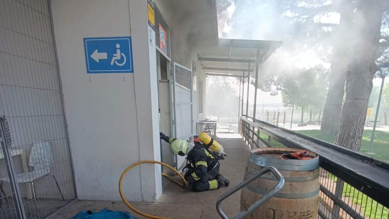 Un incendio en la cocina de un bar moviliza a bomberos y policía en una localidad de Navarra