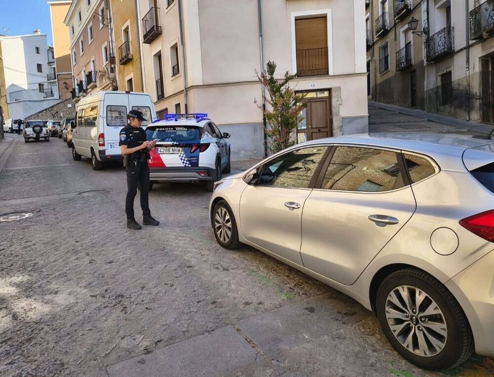La Policía Local formula 20 denuncias por aparcar en zona verde