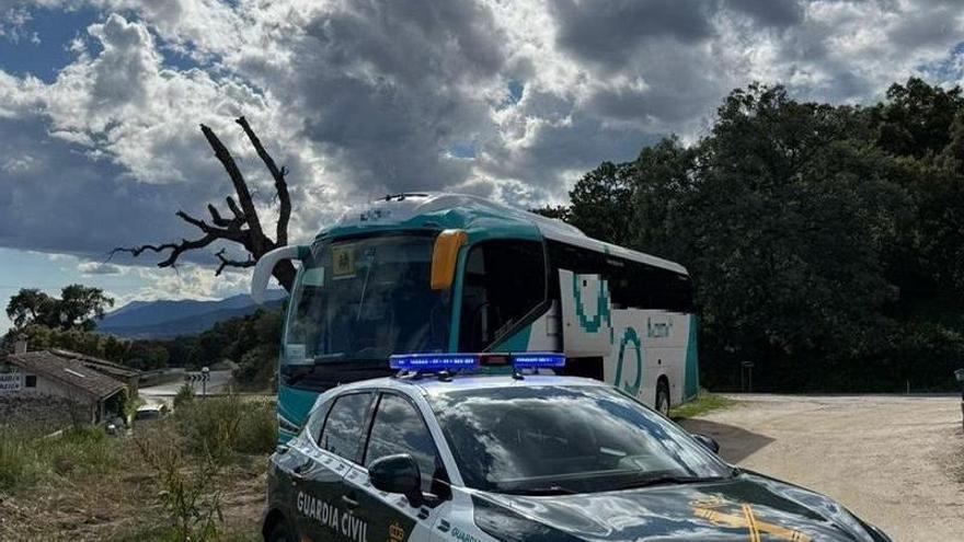Investigan a conductor de autobús escolar por dar positivo en alcohol y drogas en Ávila