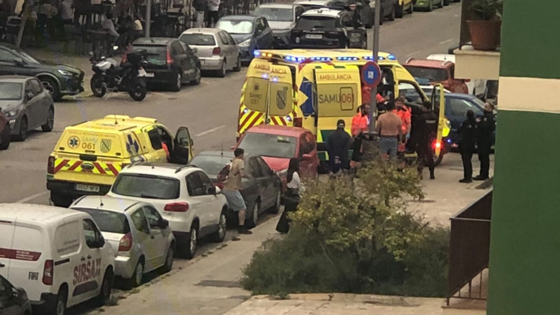 Sangrienta agresión en Palma: un joven de 25 años apuñalado por un grupo de menores en plena calle