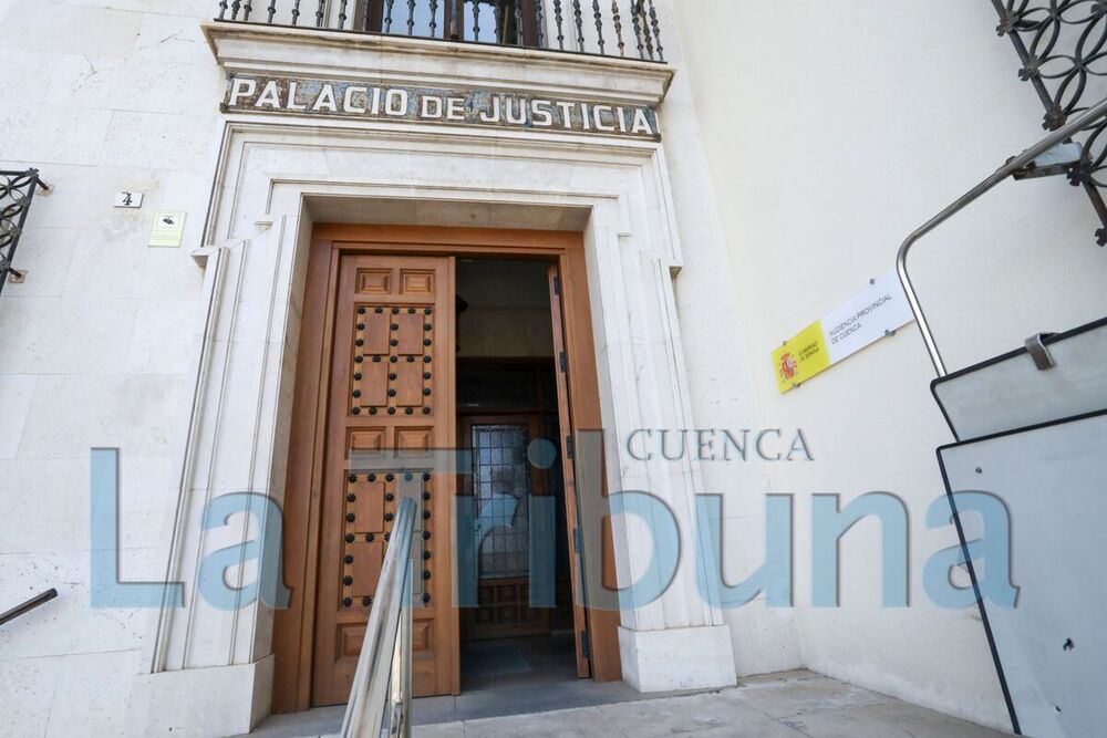 Piden 12 años por abusos sexuales continuados a dos menores