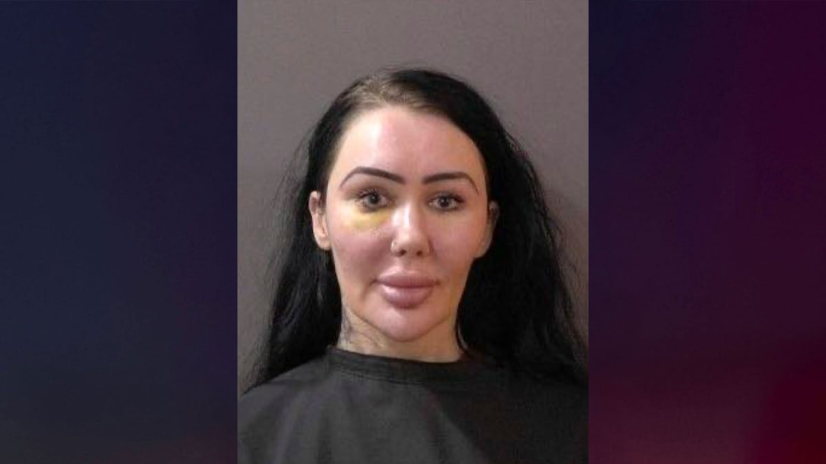 OnlyFans creator arrested after allegedly using 5-year-old to entice customers